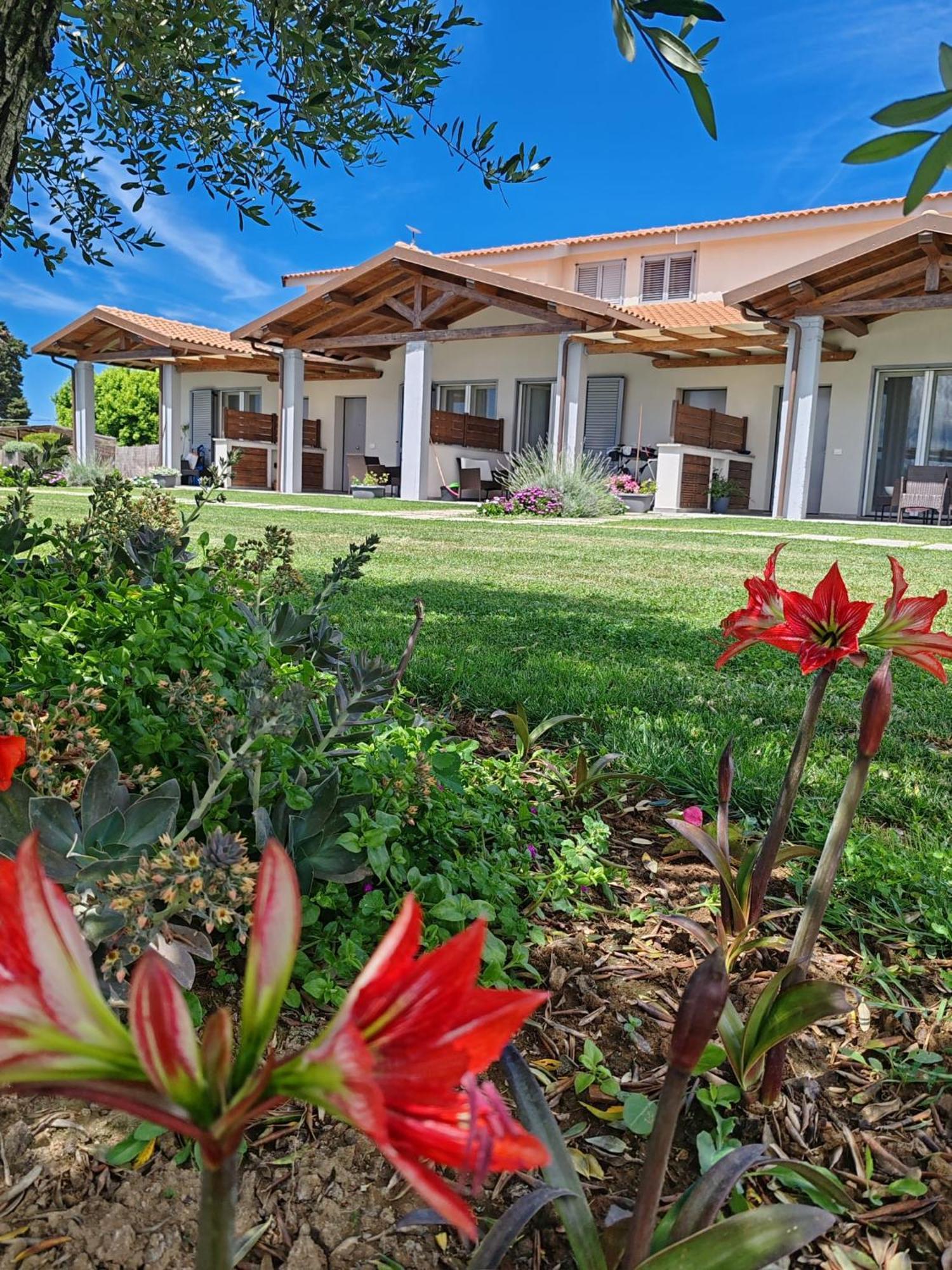 Residence La Pace - Pool & Relax マリーナ・ディ・グロッセート エクステリア 写真